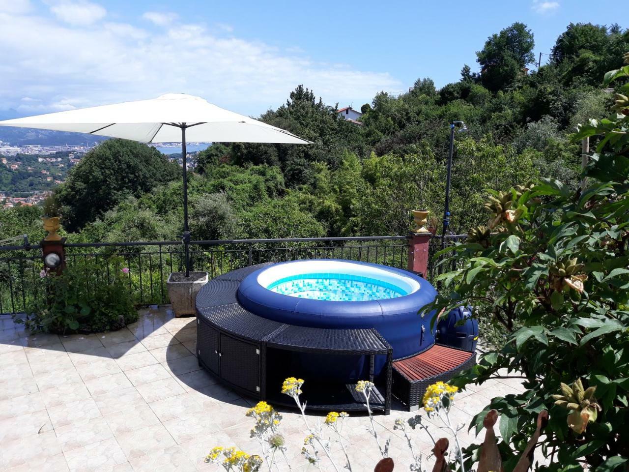 Lo Chalet sul Golfo La Spezia Esterno foto